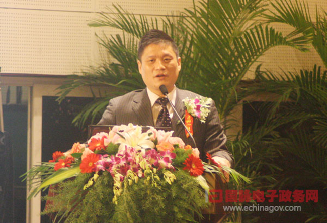 杨冰之：智慧政府及公共服务能力建设探讨